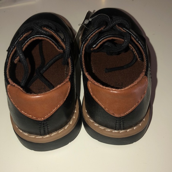 Dress shoes - Picture 3 of 4